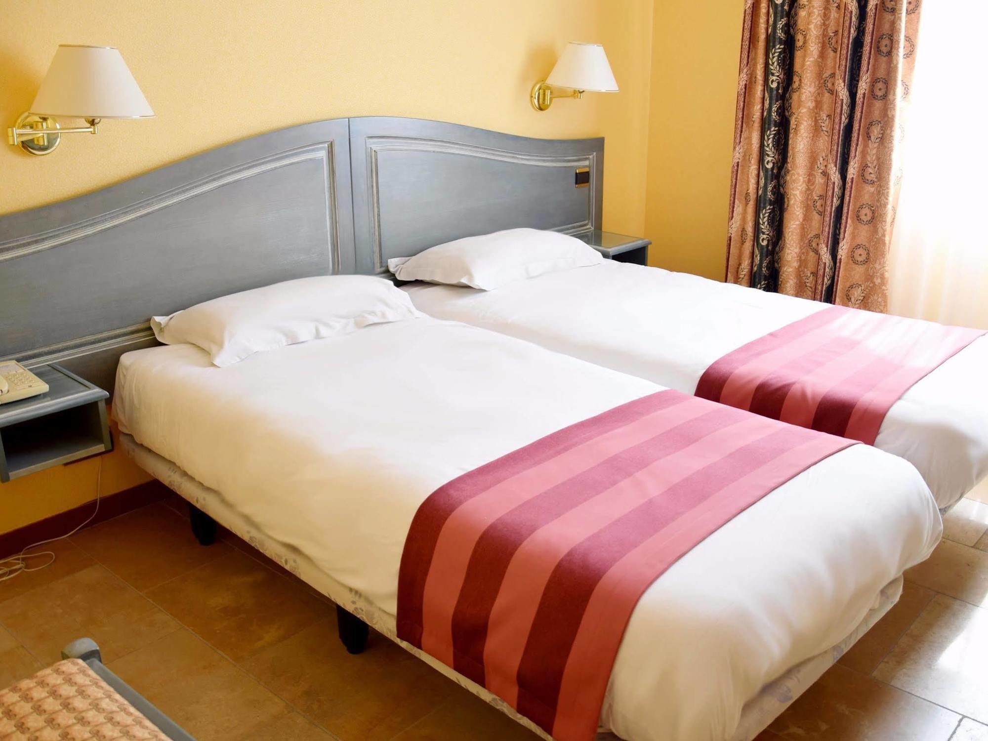 Logis Le Saint Nicolas 3*