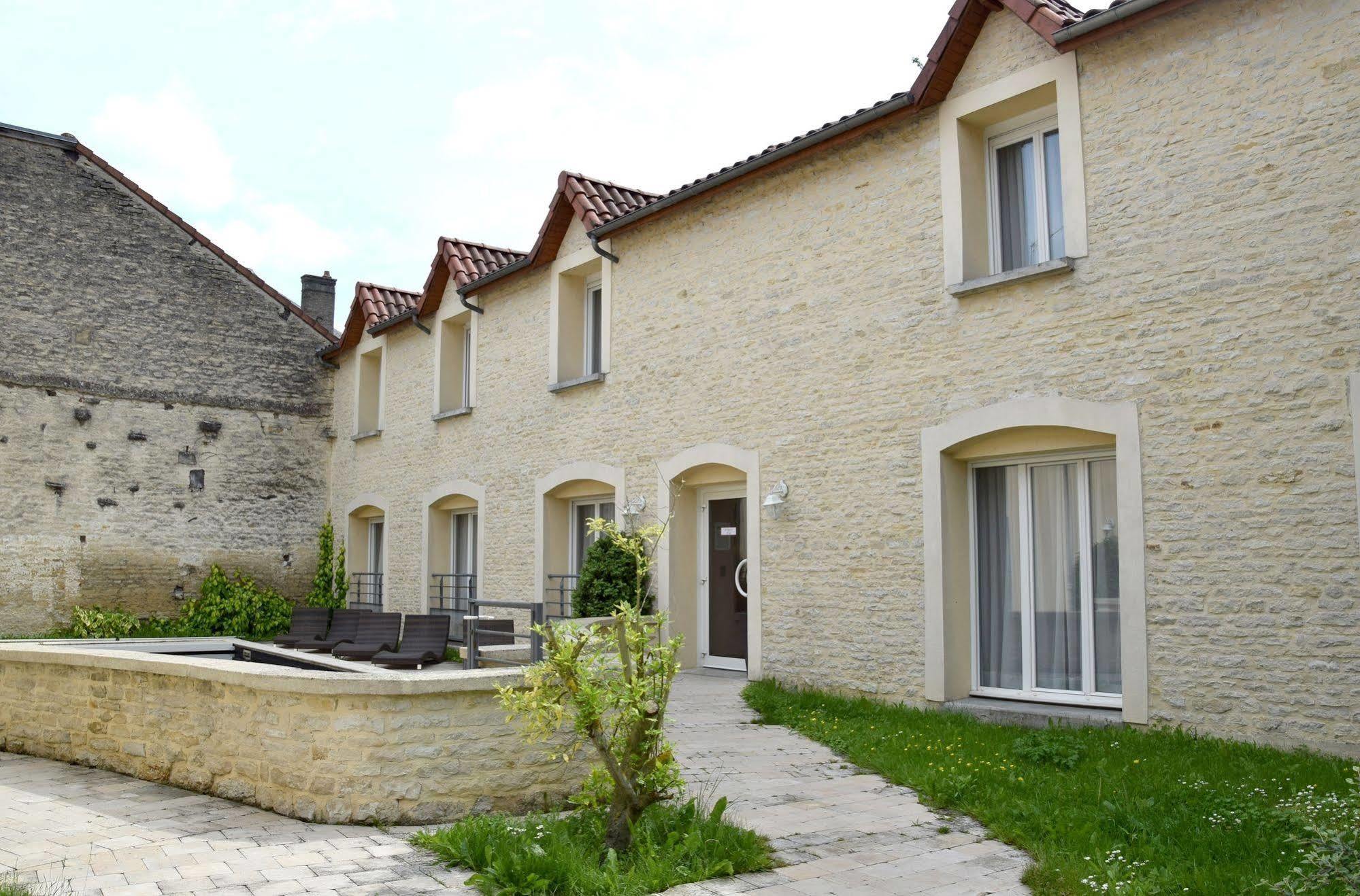 Logis Le Saint Nicolas Hotel Bar-sur-Aube